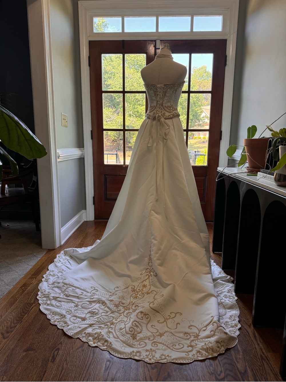 VTG DaVinci Ivory and Gold Embroidered Strapless Wedding Gown